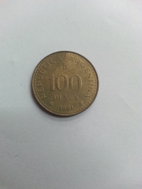 100 PESOS