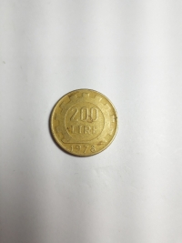 200 LIRE