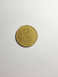 2 PESOS URUGUAYOS