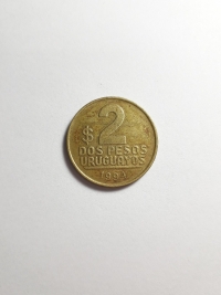 2 PESOS URUGUAYOS