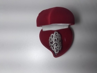 ANEL OURO BRANCO COM DIAMANTES 